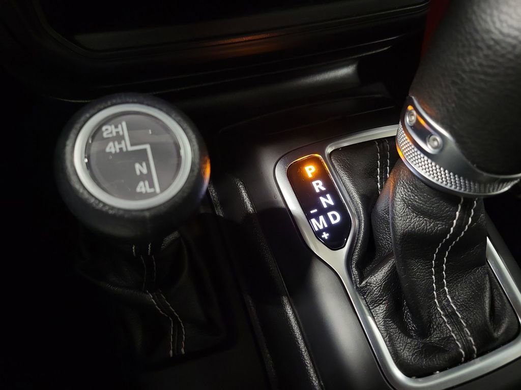 Used 2021 Jeep Gladiator Overland w/ Trailer Tow Package image 15