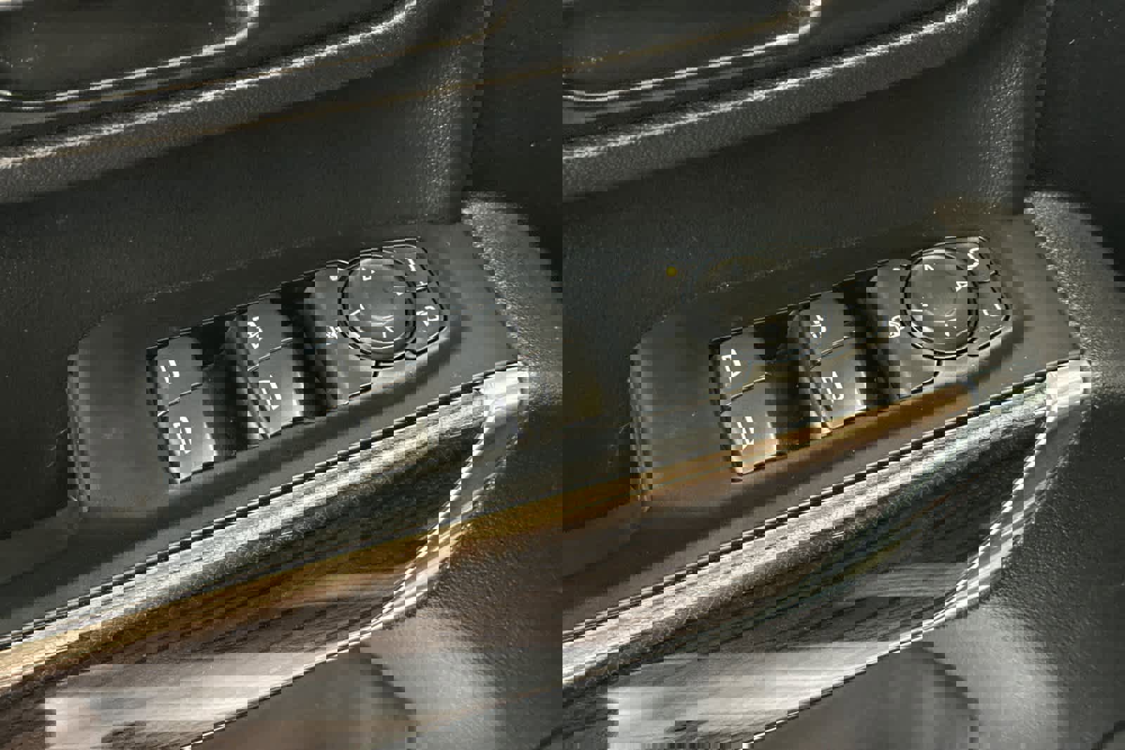 Used 2023 Chevrolet Silverado 2500 LT w/ Convenience Package image 13