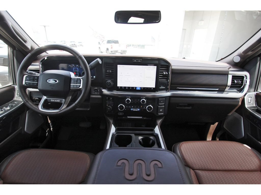 Used 2025 Ford F250 King Ranch AWD/4WD image 9