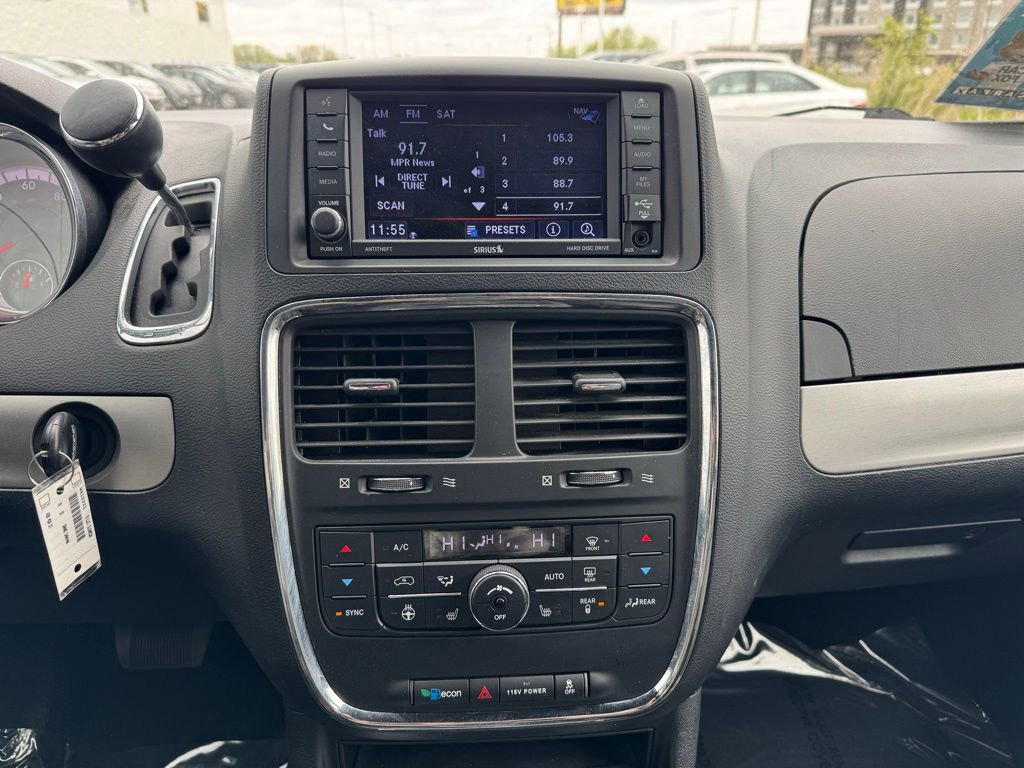 Used 2019 Dodge Grand Caravan GT FWD image 2