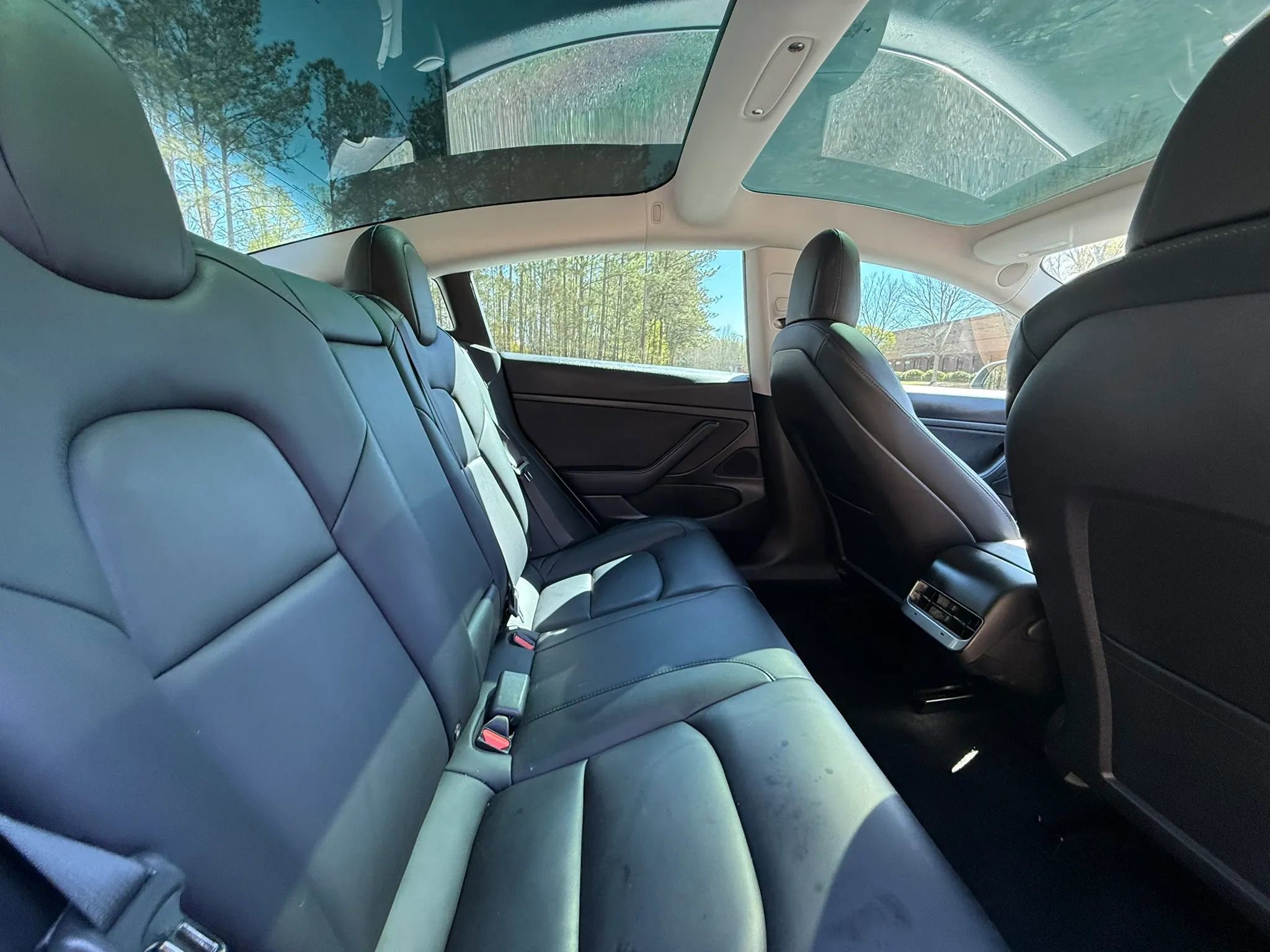 Used 2020 Tesla Model 3 image 17