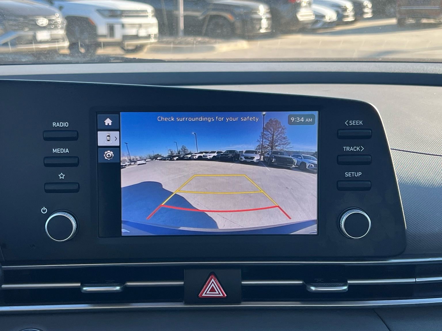 Certified 2025 Hyundai Elantra Sport image 31