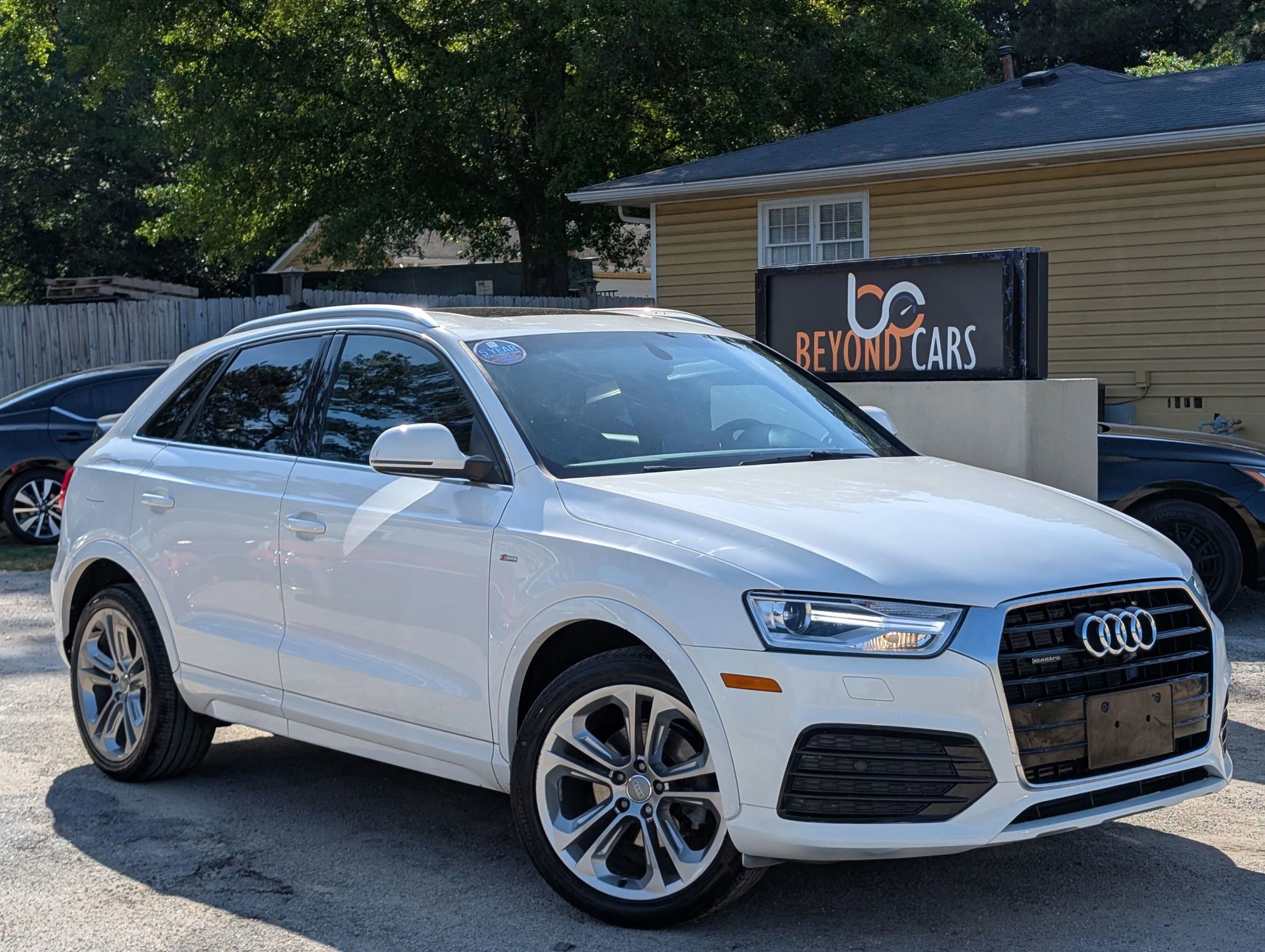 Used 2017 Audi Q3 2.0T Prestige w/ Prestige Package AWD/4WD image 1