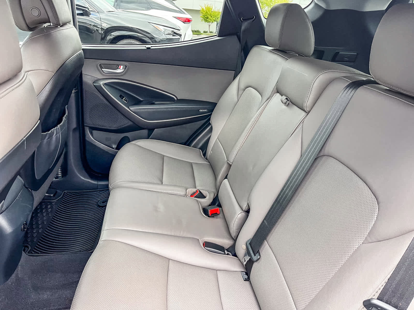 Used 2017 Hyundai Santa Fe Sport 2.0T image 17