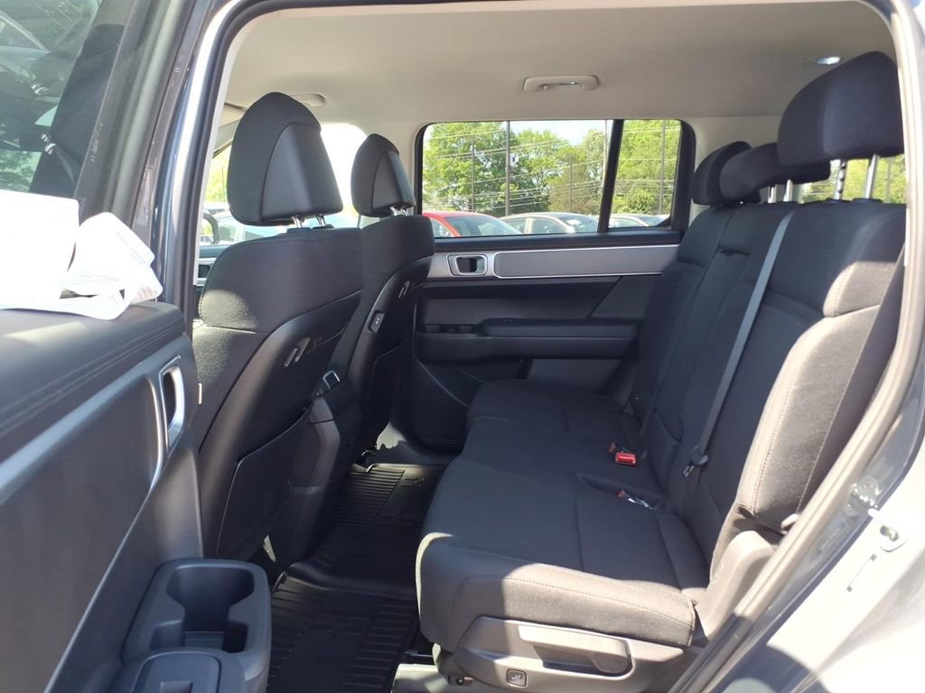 New 2026 Hyundai Santa Fe SE FWD image 11
