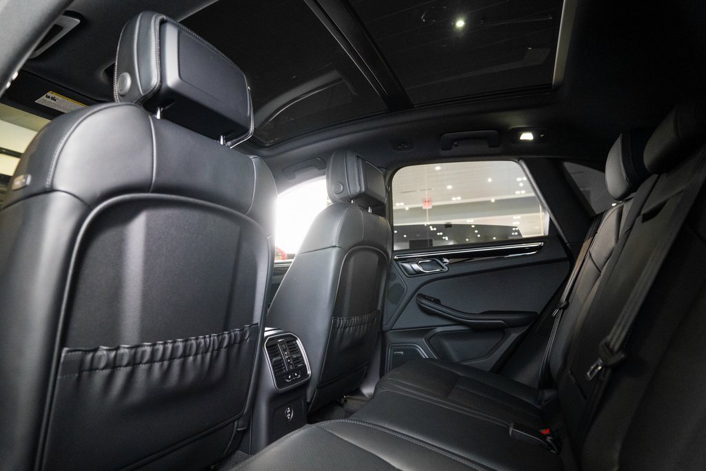 New 2026 Porsche Macan S image 16