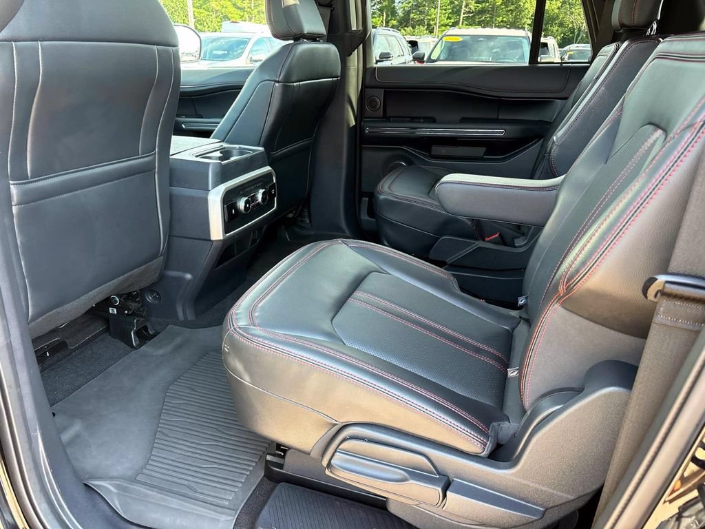 Used 2024 Ford Expedition Max Limited AWD/4WD image 12