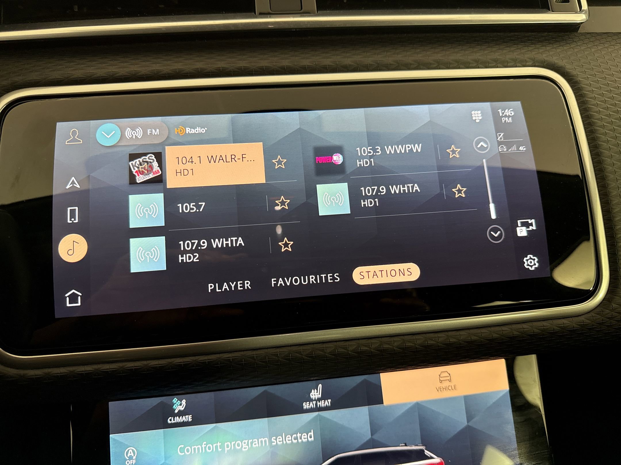 Used 2022 Land Rover Range Rover Velar S image 19