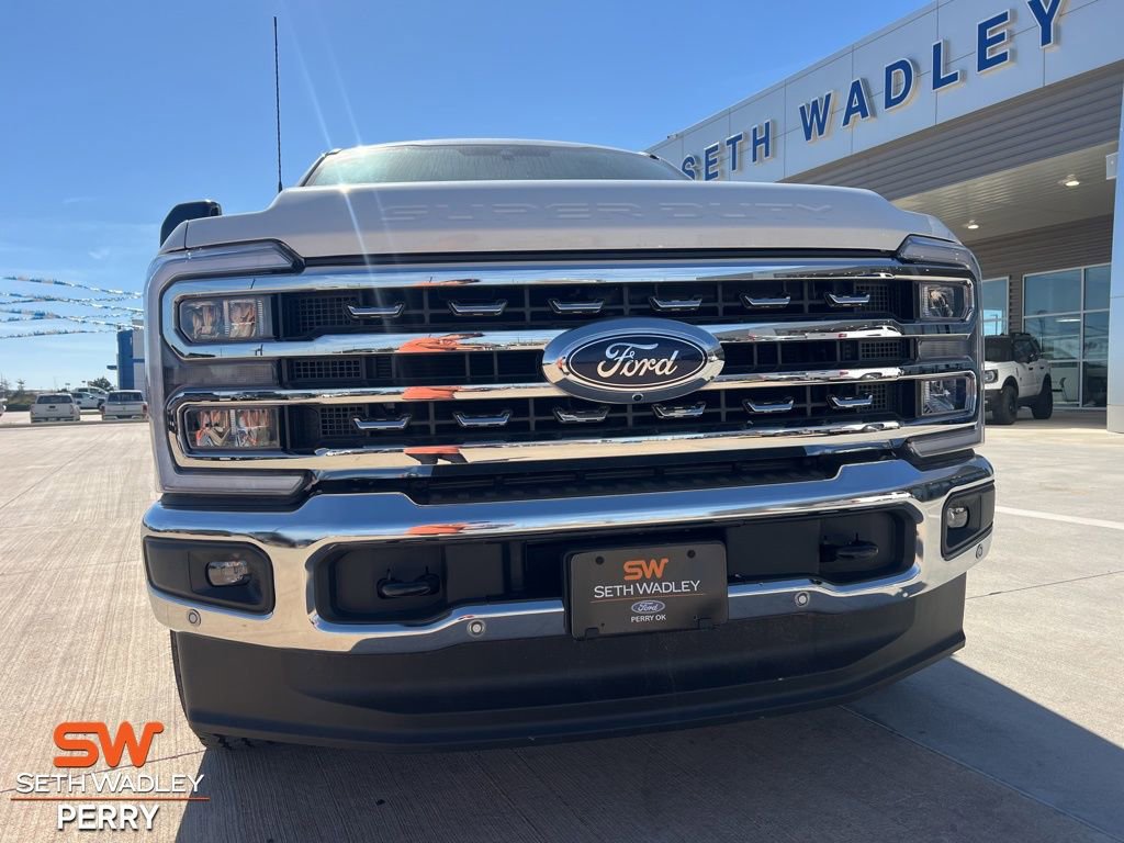 New 2025 Ford F350 Lariat w/ Lariat Ultimate Package image 13