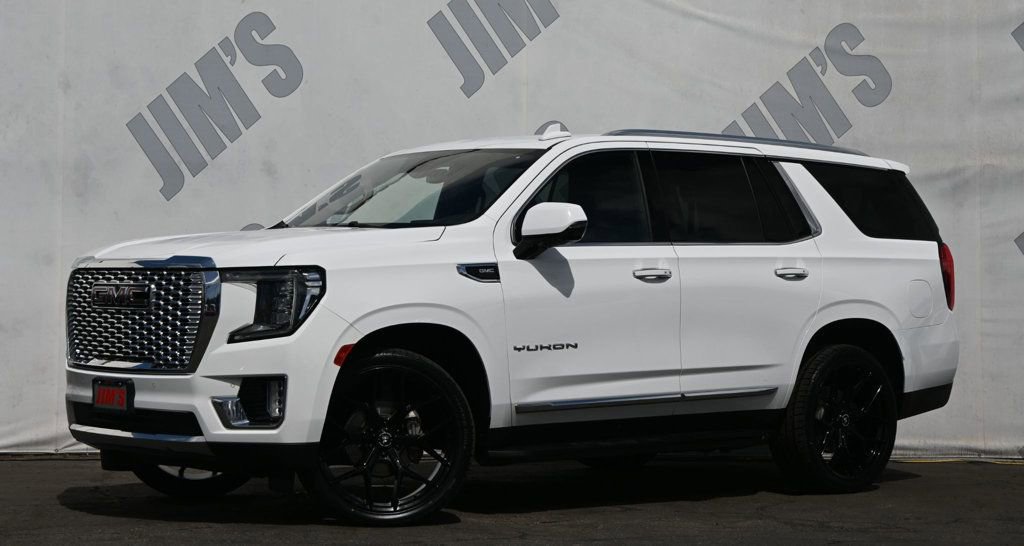 Used 2022 GMC Yukon SLT w/ SLT Luxury Package