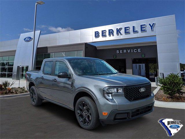 New 2025 Ford Maverick XLT