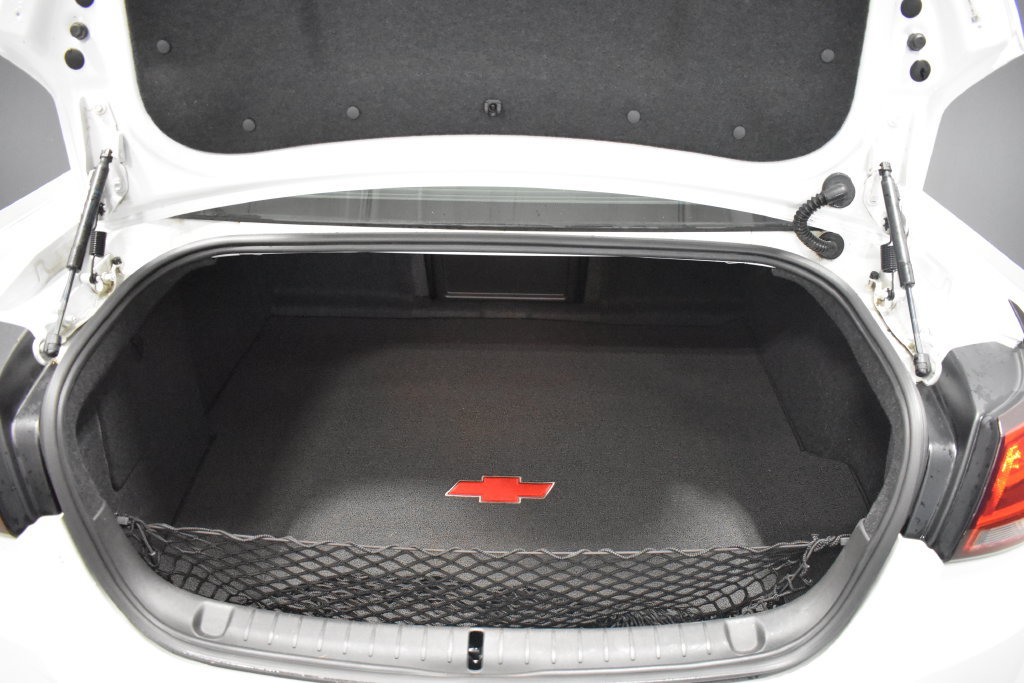 Used 2015 Chevrolet SS RWD image 38