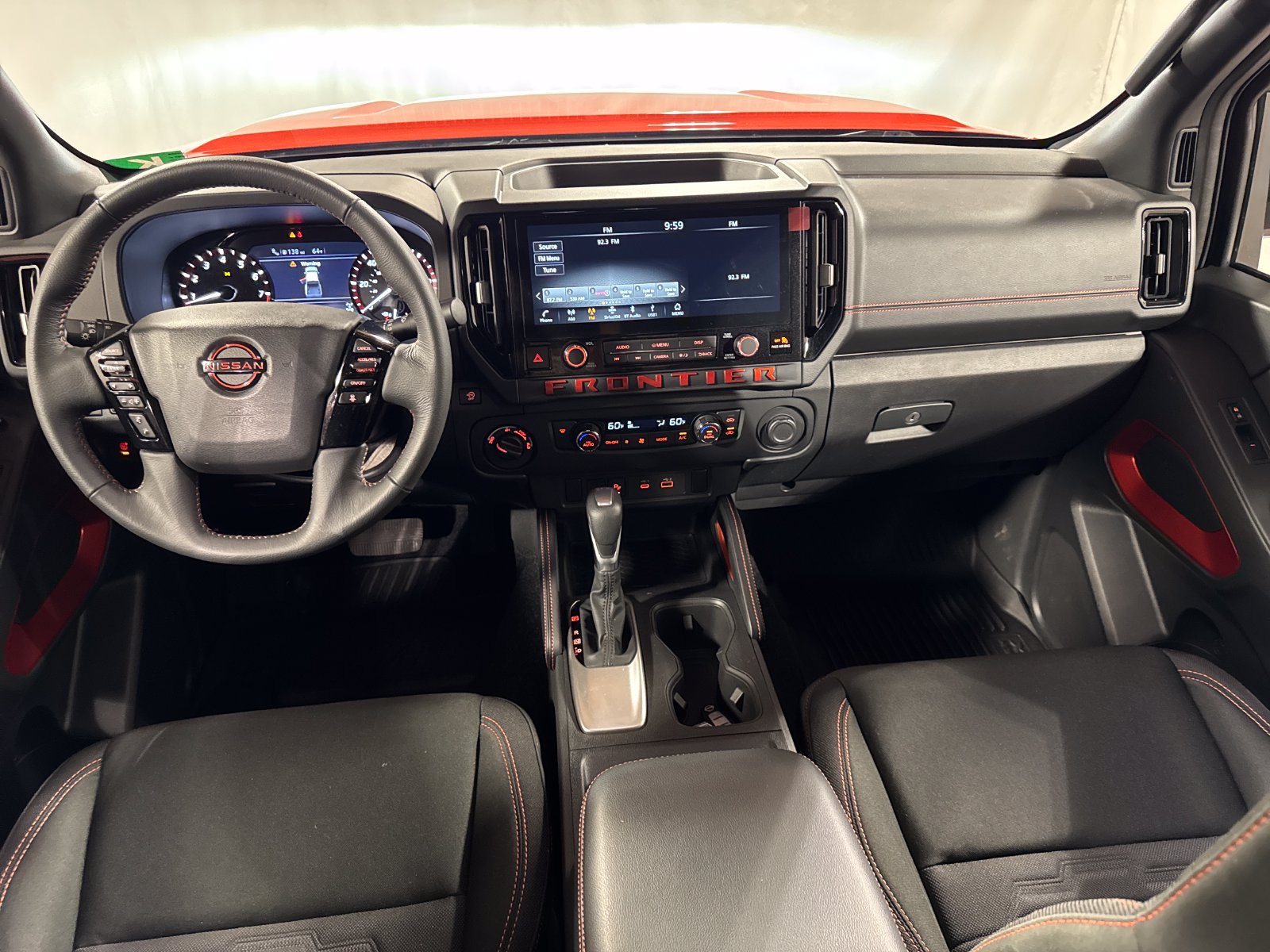 Used 2025 Nissan Frontier PRO-4X w/ Interior Protection Package AWD/4WD image 4