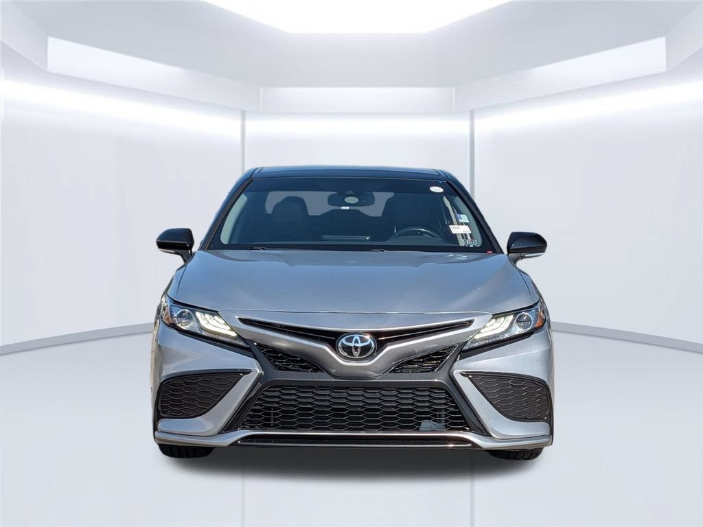 Used 2021 Toyota Camry XSE AWD/4WD image 10