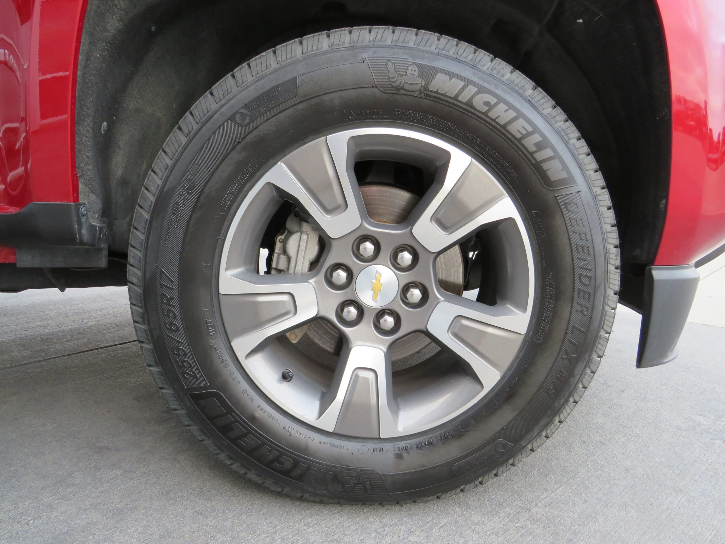 Used 2015 Chevrolet Colorado Z71 image 44