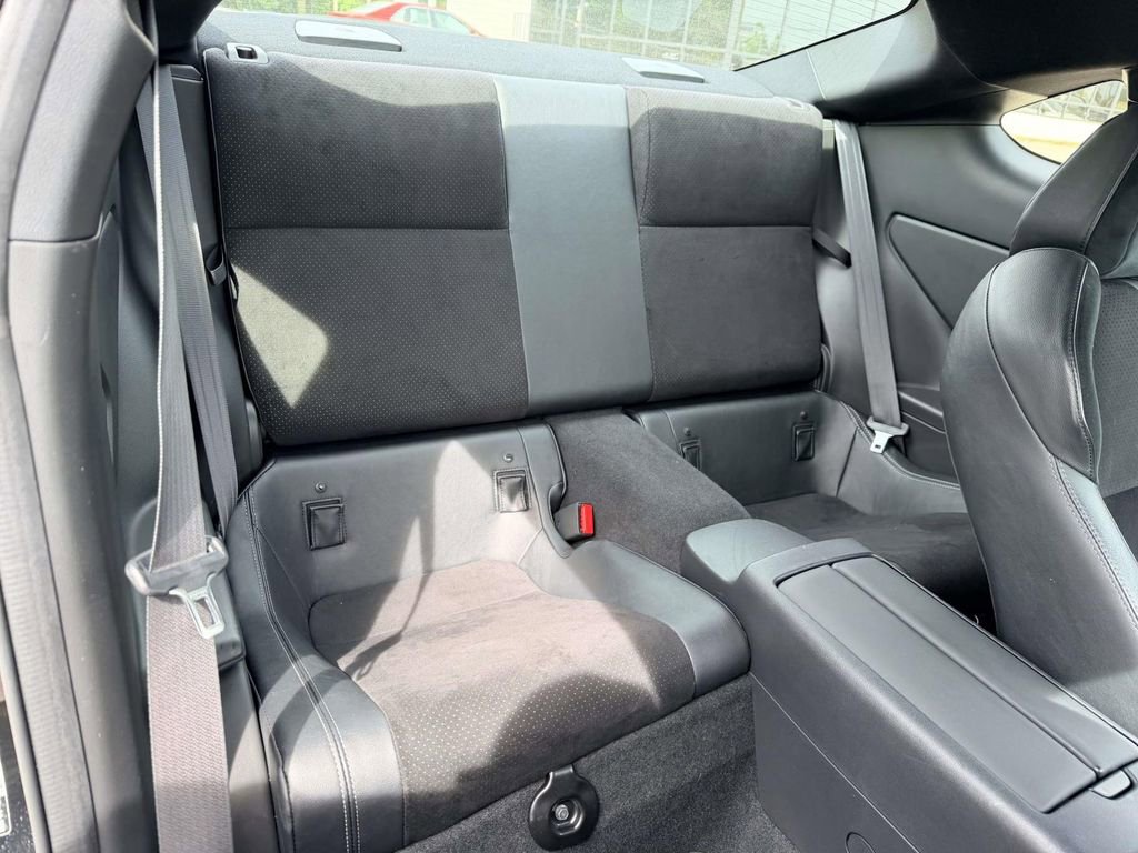 Certified 2023 Toyota GR86 Premium w/ ALL Weather Mat Package (TMS) RWD image 15