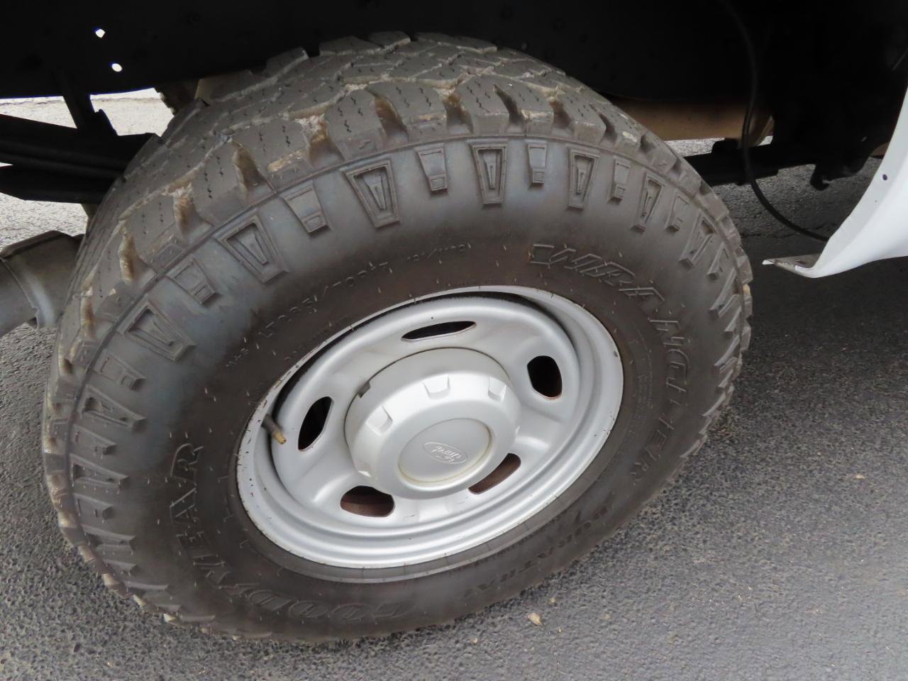 Used 2016 Ford F250 XL w/ Power Equipment Group AWD/4WD image 21