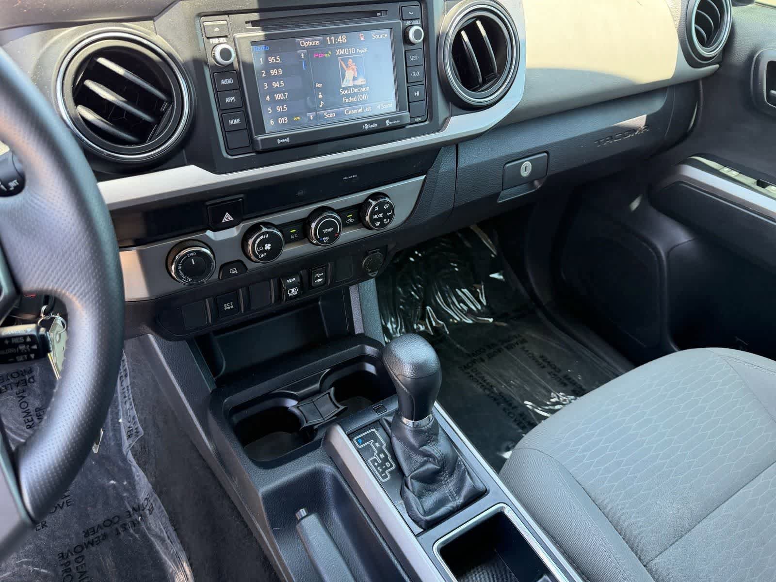 Used 2019 Toyota Tacoma SR5 AWD/4WD image 25