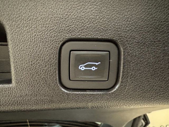 Used 2025 Buick Enclave Sport Touring FWD image 24