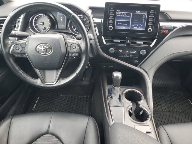 Used 2024 Toyota Camry SE image 10