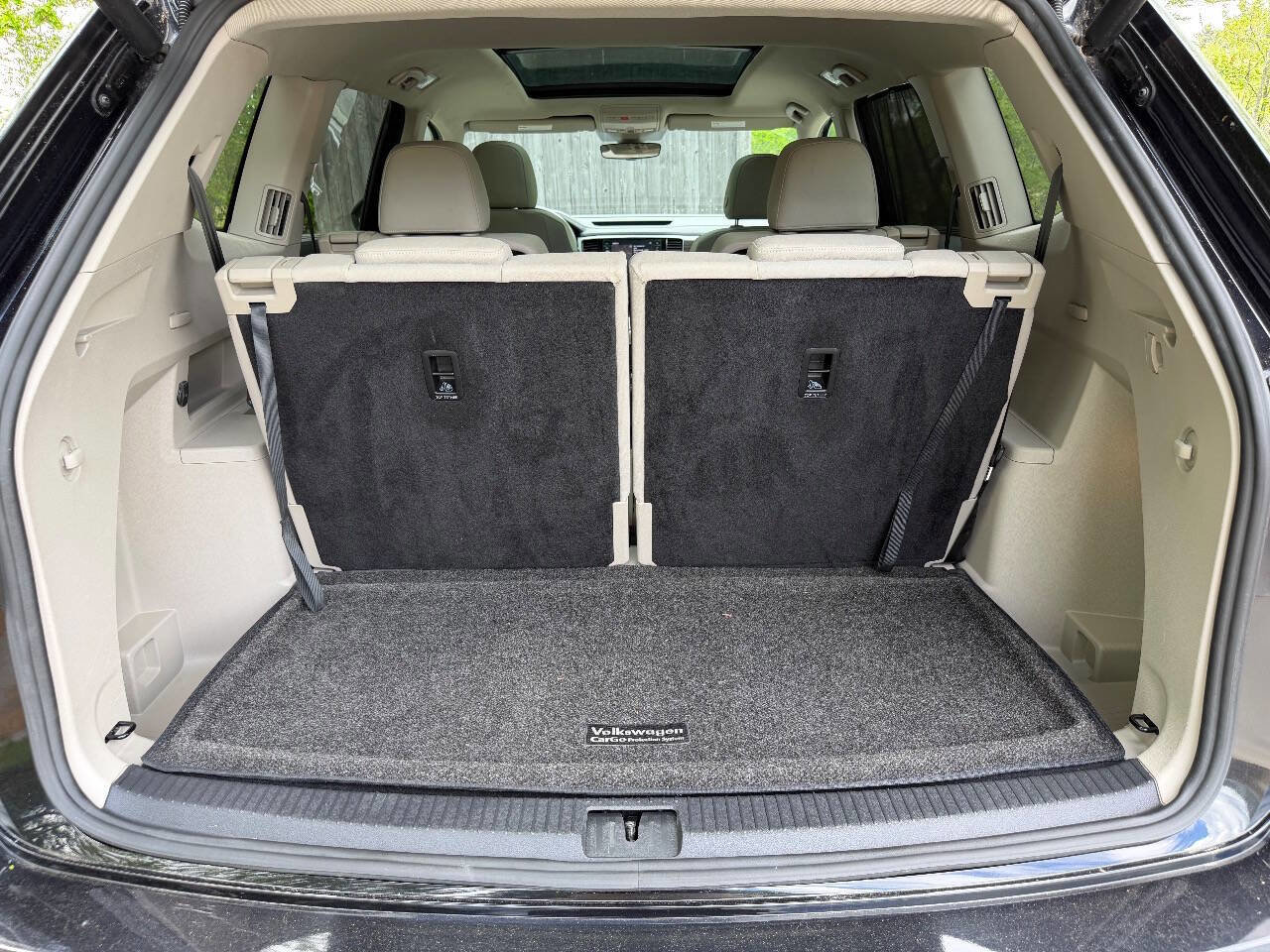 Used 2019 Volkswagen Atlas SEL R-Line AWD/4WD image 9