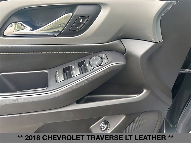 Used 2018 Chevrolet Traverse LT w/ LPO, Black Accent Package image 24