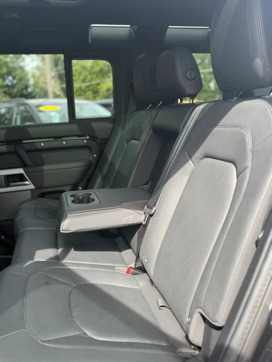Used 2024 Land Rover Defender 110 S AWD/4WD image 23