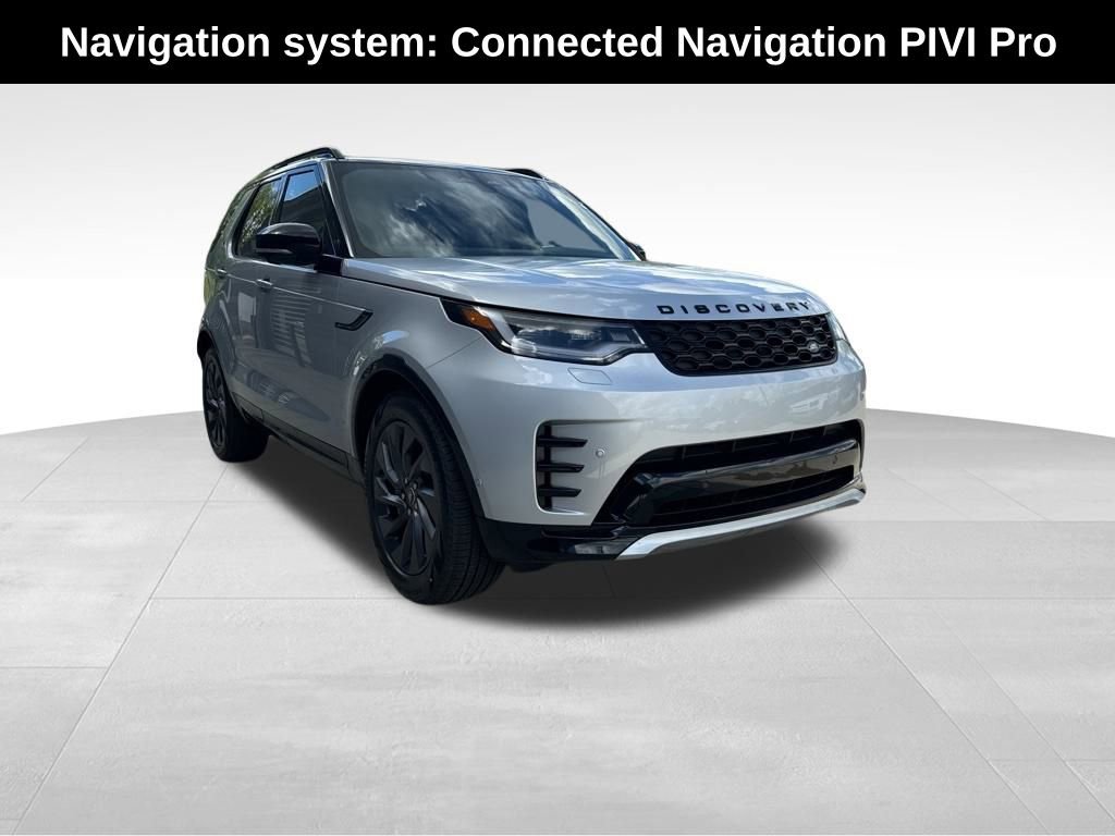 New 2024 Land Rover Discovery Dynamic SE image 3