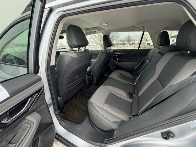 Used 2025 Subaru Outback Onyx Edition image 24
