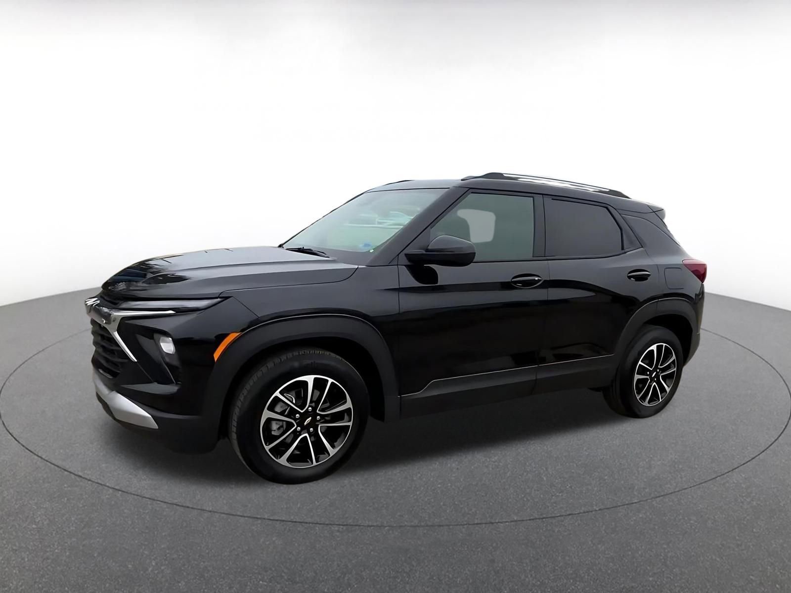 Used 2025 Chevrolet TrailBlazer LT FWD image 8