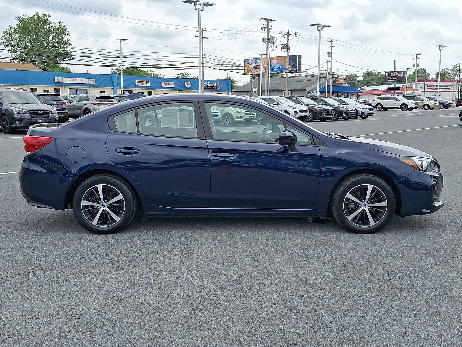 Used 2019 Subaru Impreza 2.0i Premium AWD/4WD video 4
