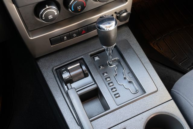 Used 2012 Jeep Liberty Sport image 30