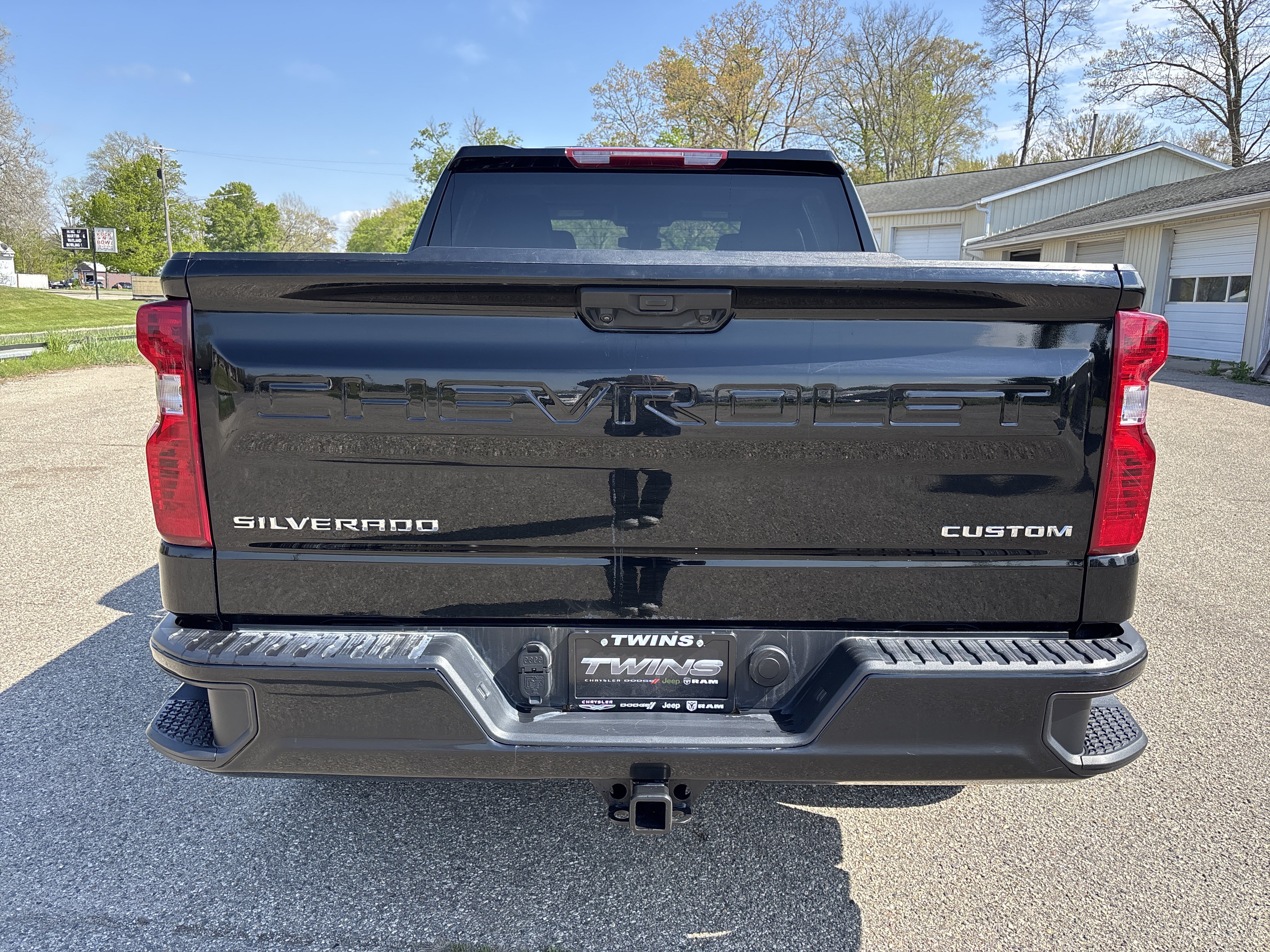 Used 2024 Chevrolet Silverado 1500 Custom AWD/4WD image 6