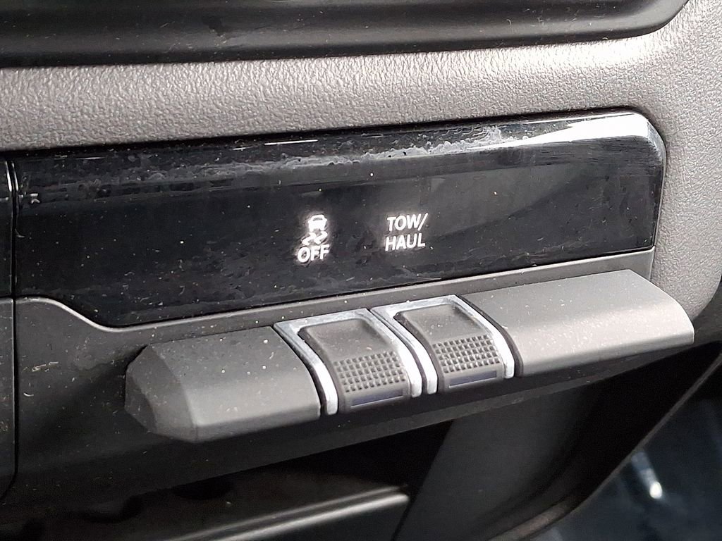 Used 2024 RAM 2500 Big Horn image 25