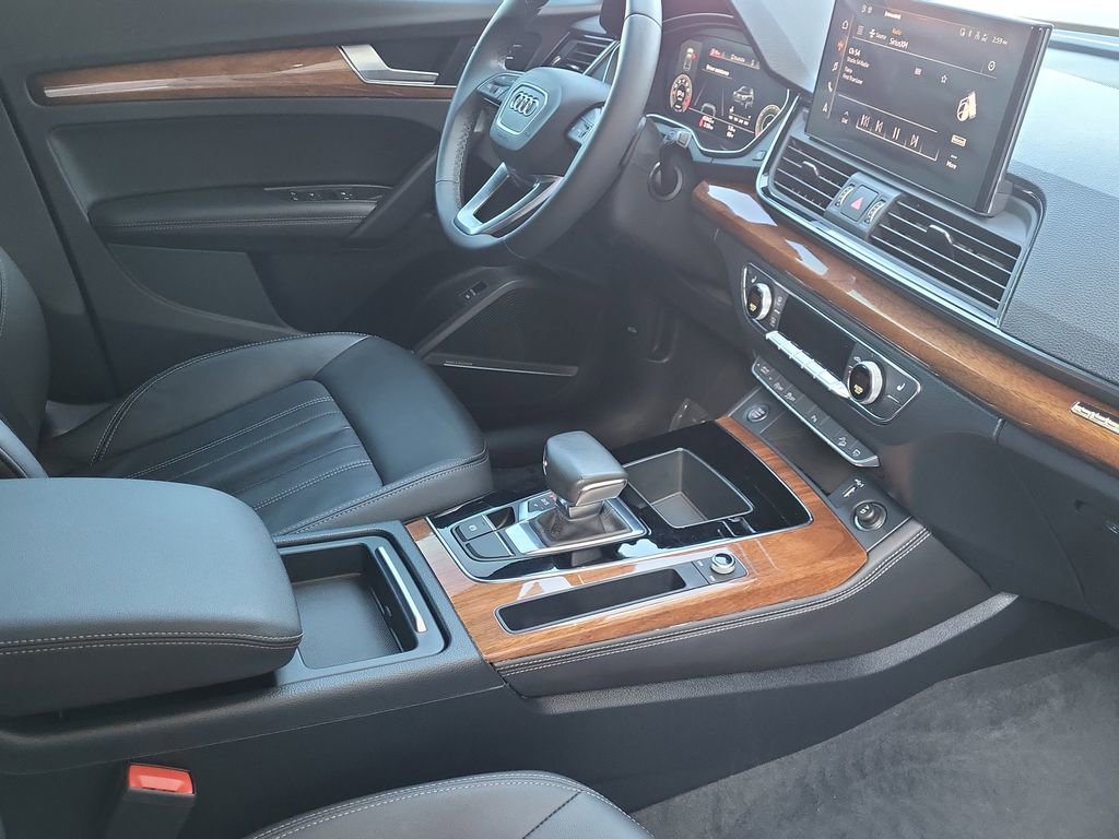 Used 2022 Audi Q5 2.0T Premium Plus image 18
