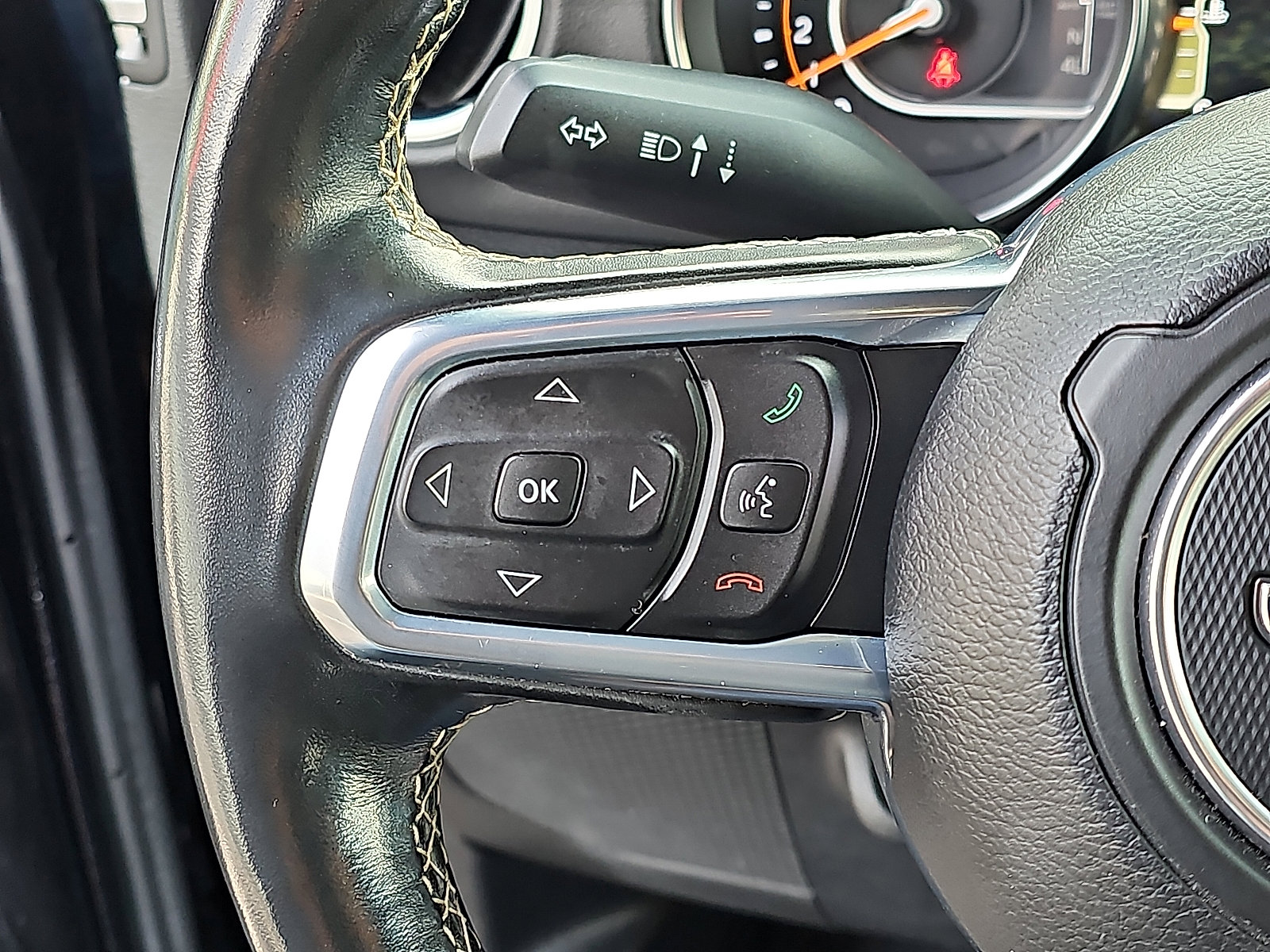 Used 2020 Jeep Wrangler Unlimited Sahara image 22