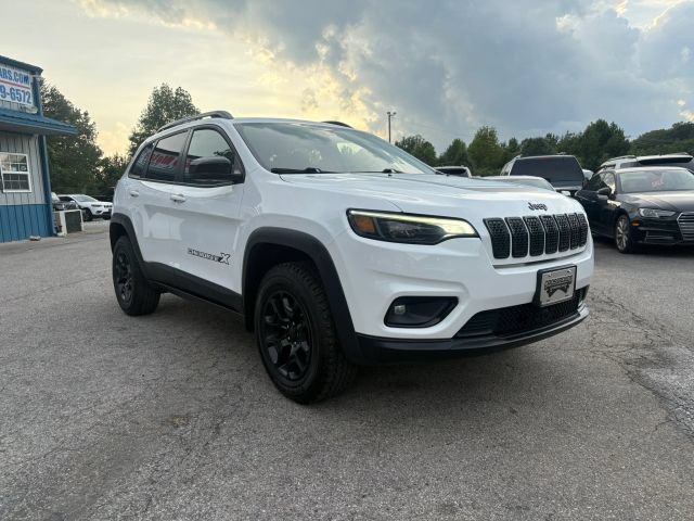 Used 2022 Jeep Cherokee Latitude w/ Sun & Sound Group AWD/4WD image 7
