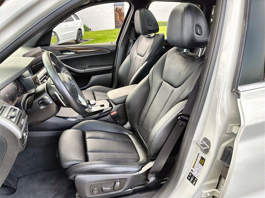 Used 2024 BMW X3 xDrive30i w/ Premium Essential Package image 13