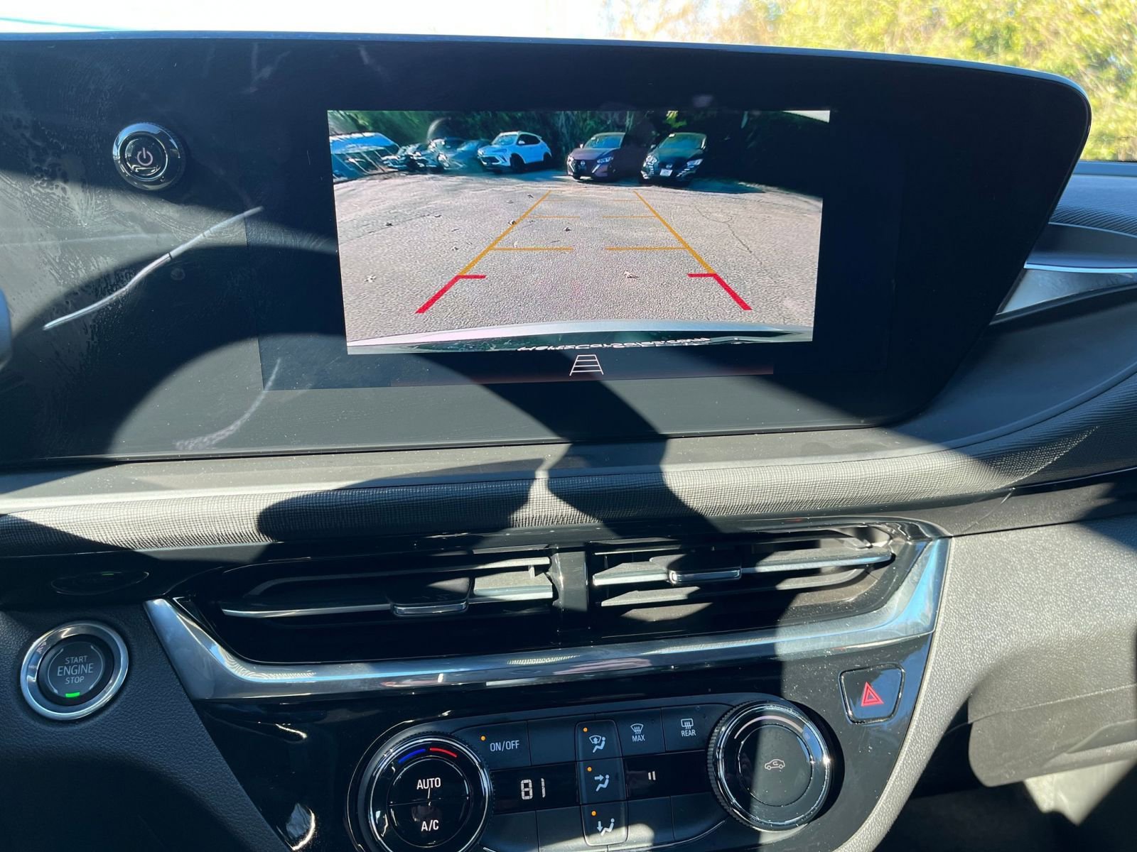 Used 2025 Buick Envista Sport Touring image 17