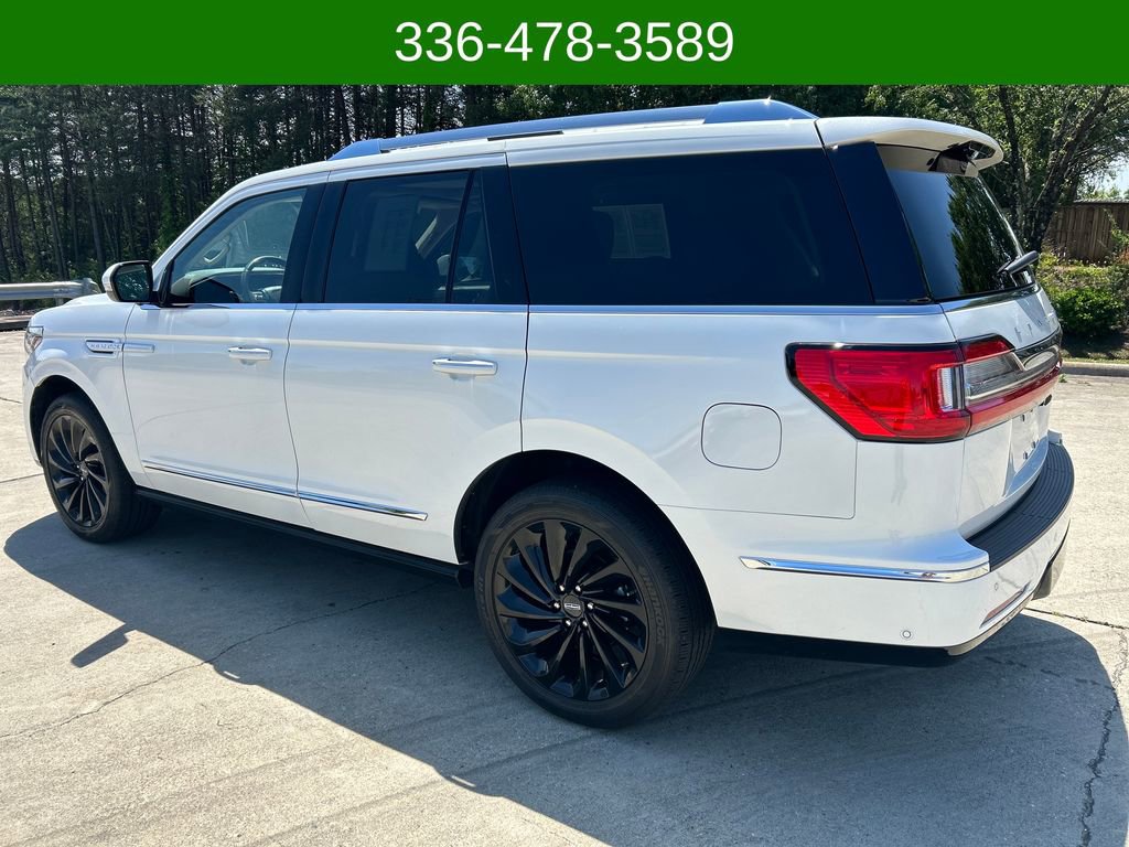 Used 2021 Lincoln Navigator Reserve AWD/4WD image 3