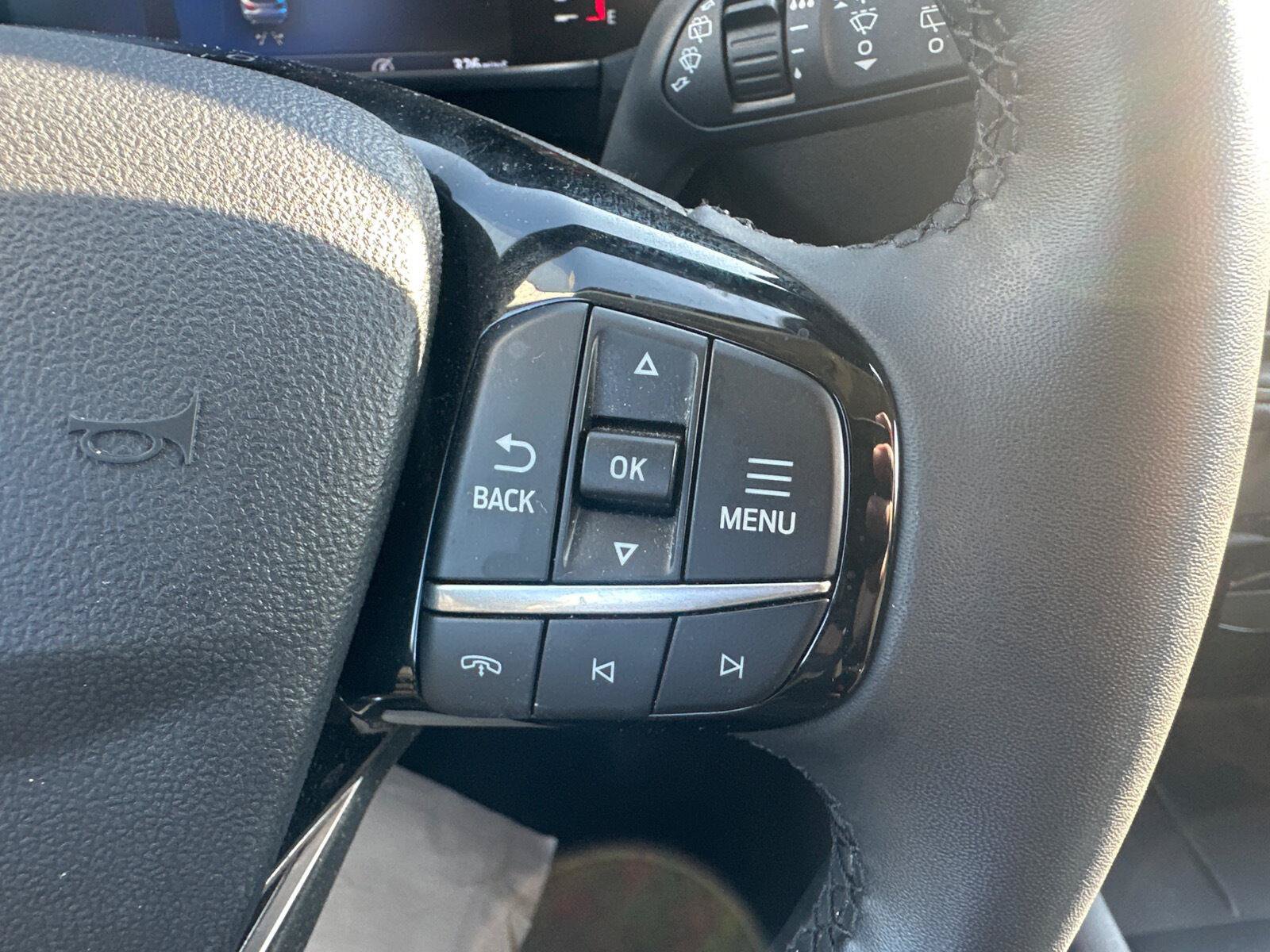 Used 2024 Ford Escape Active w/ Tech Pack #1 AWD/4WD image 19