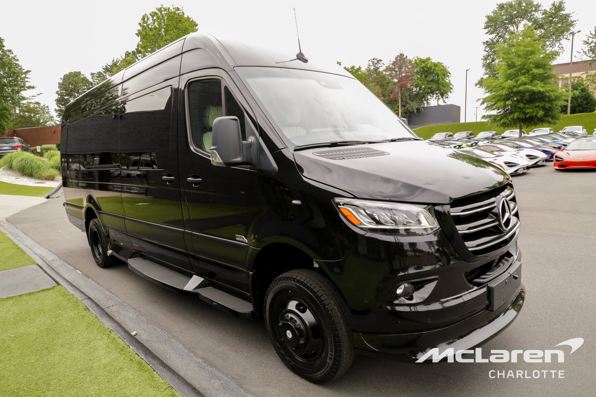 Used 2023 Mercedes-Benz Sprinter 3500 image 8