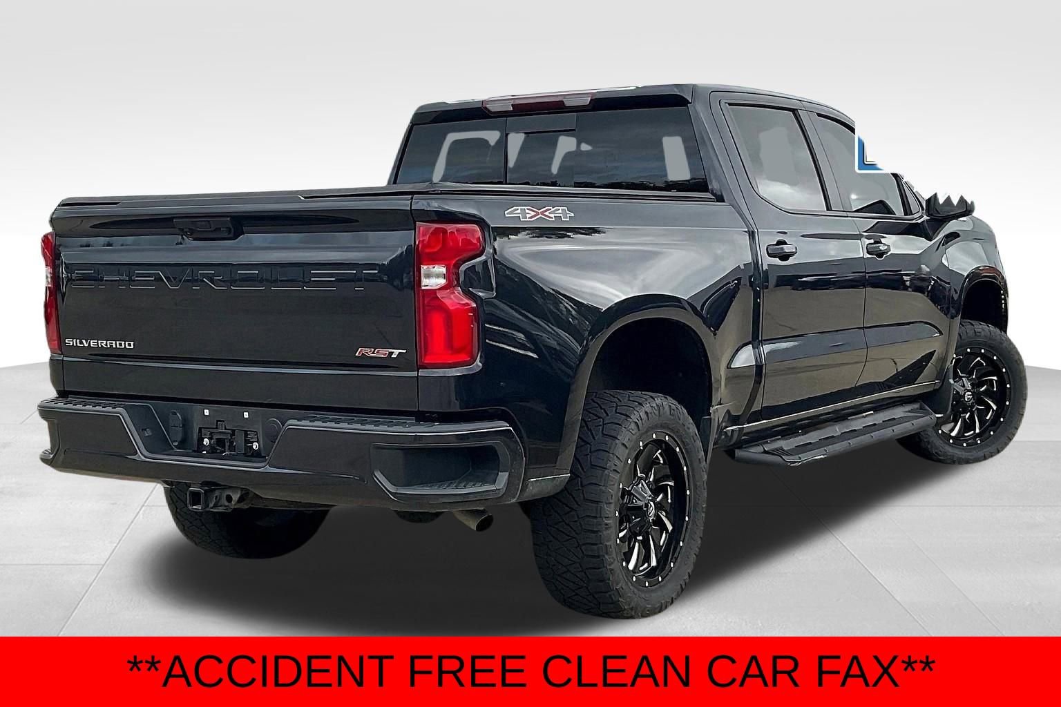 Used 2023 Chevrolet Silverado 1500 RST w/ Convenience Package II image 4