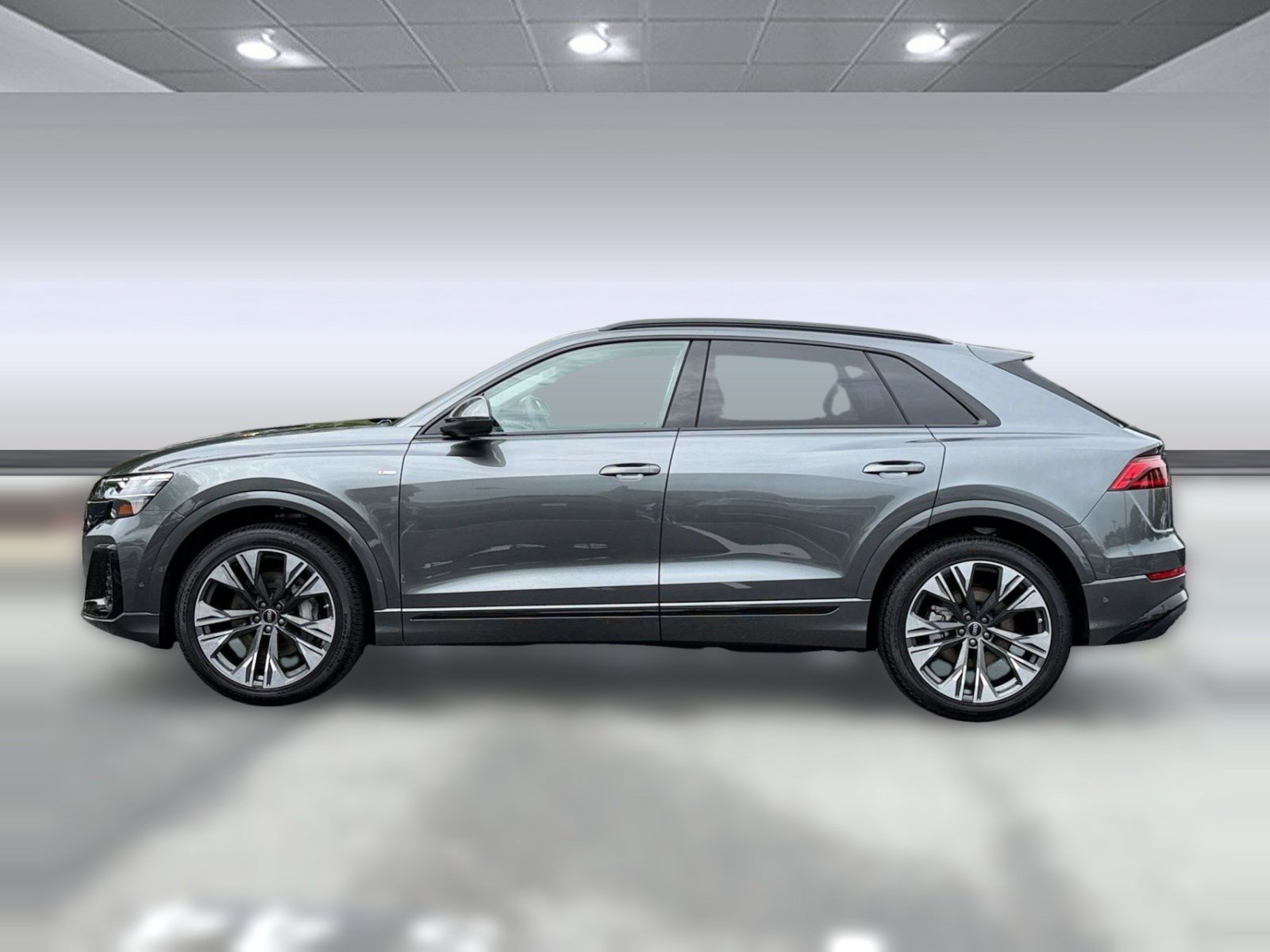 New 2027 Audi Q8 Premium Plus AWD/4WD image 2