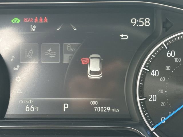 Certified 2024 Toyota Venza XLE image 15