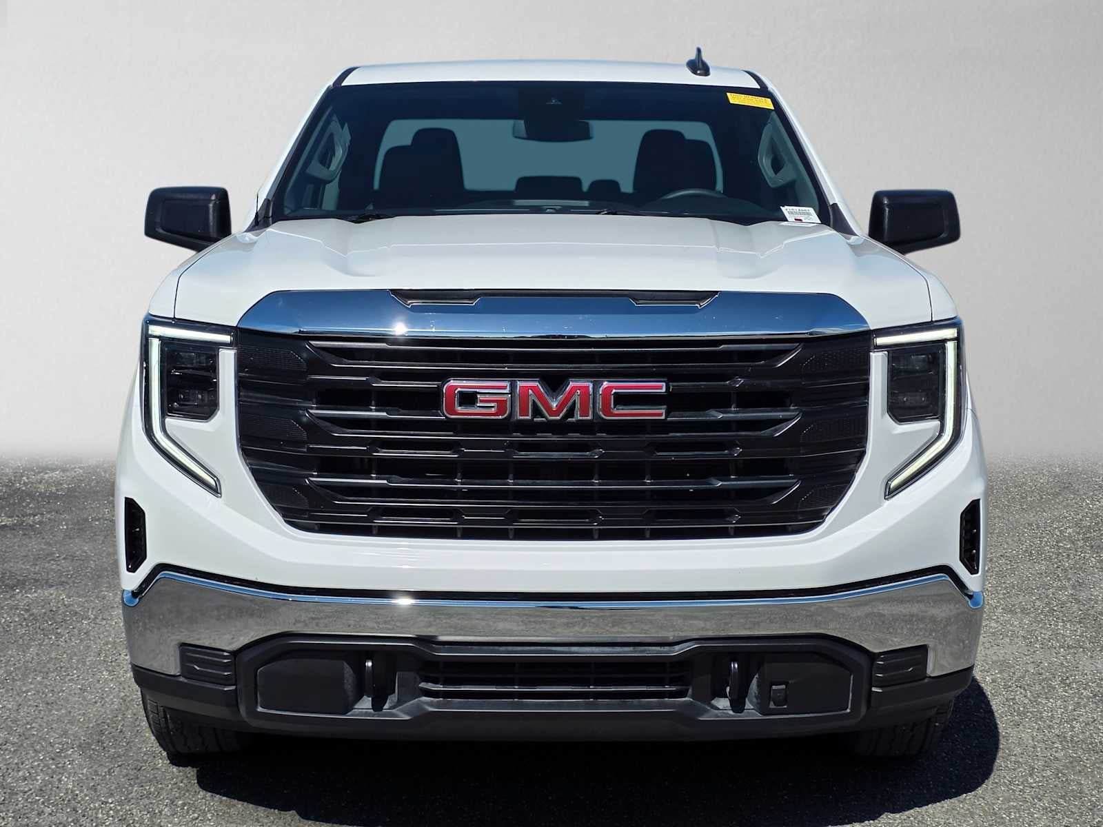 Certified 2025 GMC Sierra 1500 Pro w/ Pro Value Package AWD/4WD image 8