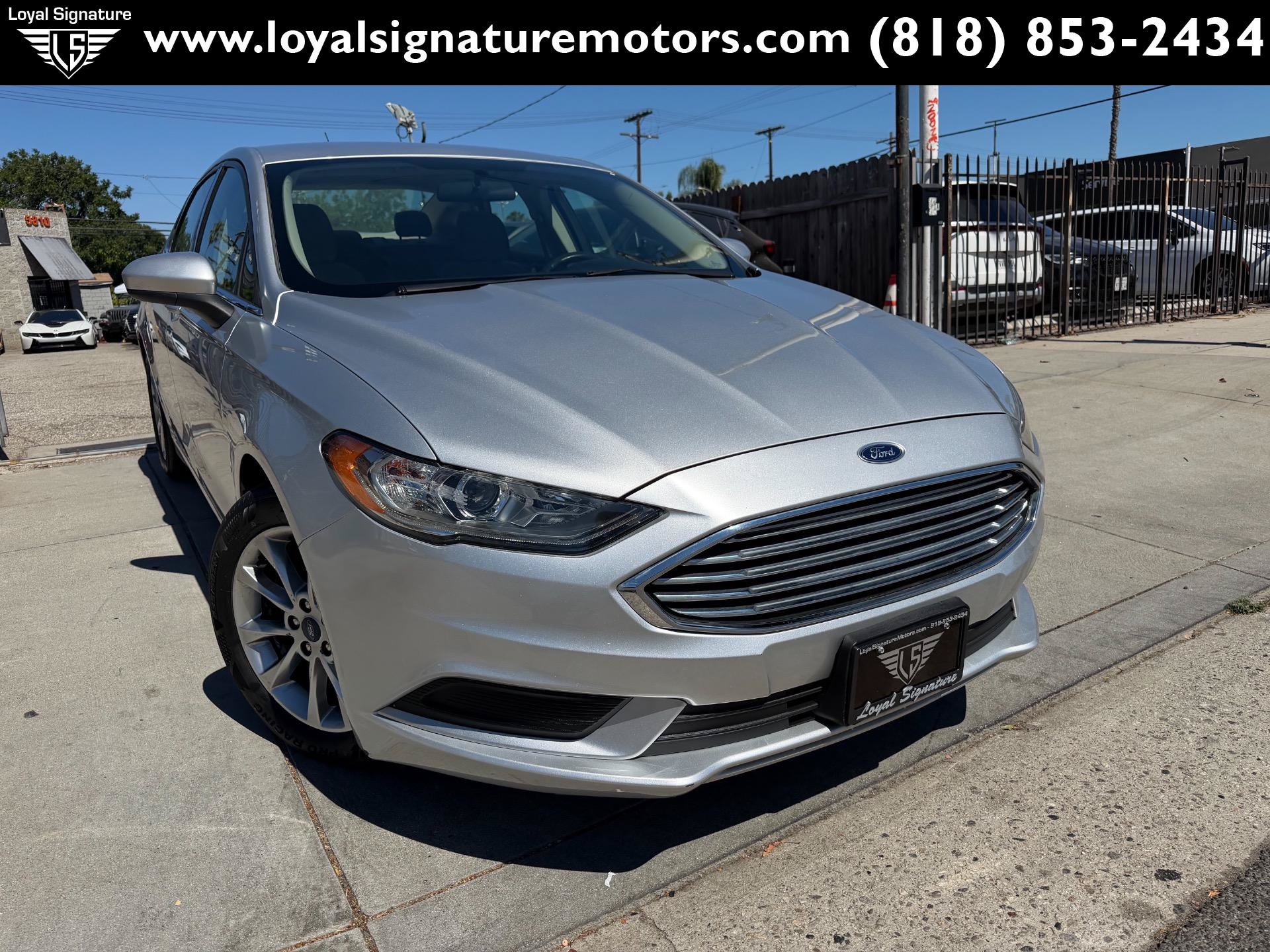 Used 2017 Ford Fusion SE w/ Fusion SE Technology Package