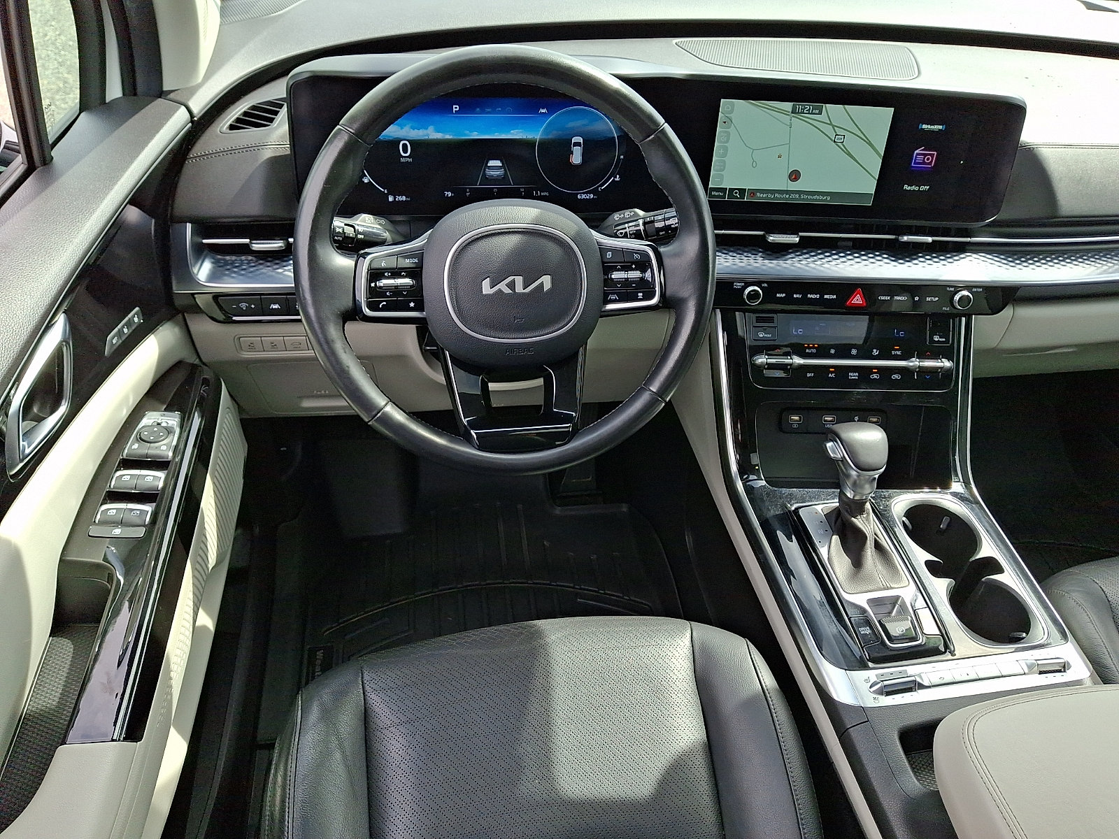 Used 2023 Kia Carnival SX Prestige FWD image 14