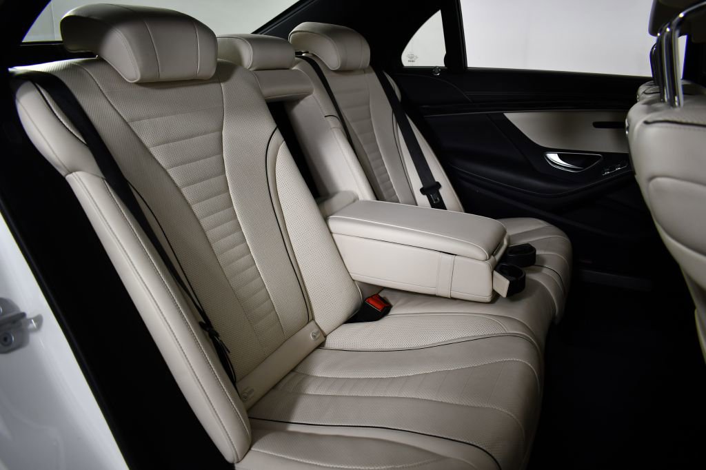 Used 2018 Mercedes-Benz S 560 Sedan image 19