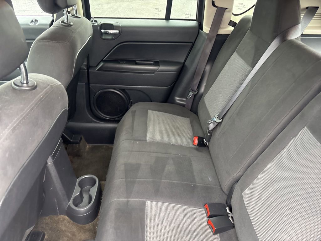 Used 2016 Jeep Compass Sport w/ Power Value Group image 15